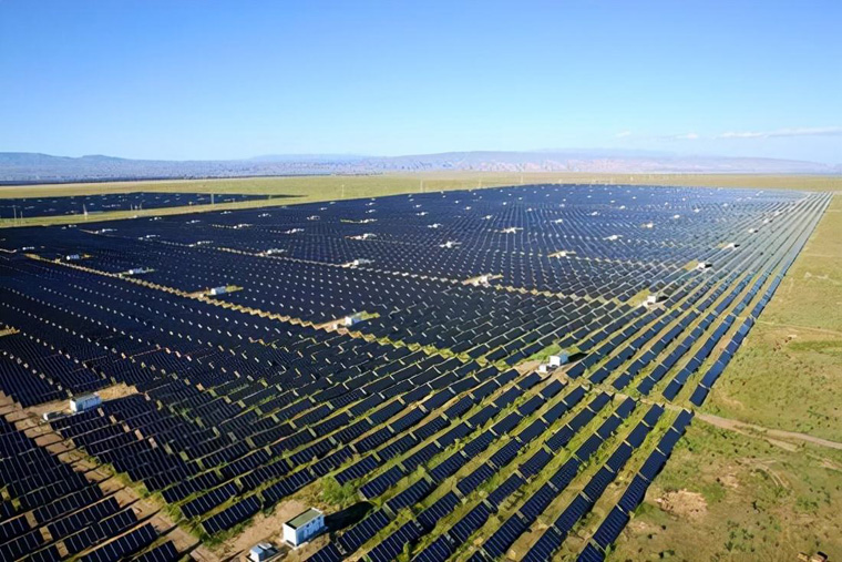 中國(guó)的光伏發(fā)電有多少年了，中國(guó)最大的光伏發(fā)電基地