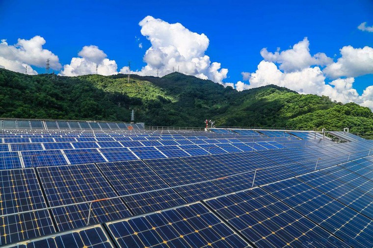太陽(yáng)能發(fā)電和光伏發(fā)電有什么區(qū)別，光伏發(fā)電的原理和技術(shù)